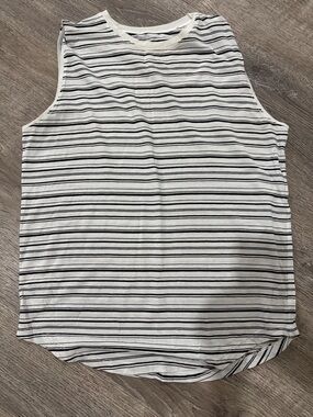 Lululemon Striped Sleeveless Tank Top in White and Black